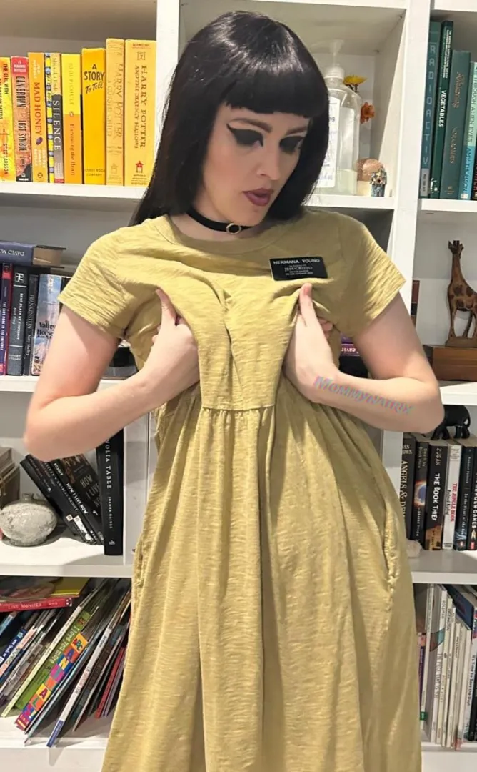 Who wants a lesson from Mistress Mommy? posted by Mommynatrix69