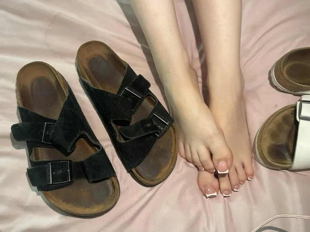 Who wants all my birk pics?  posted by SandalsandFeet