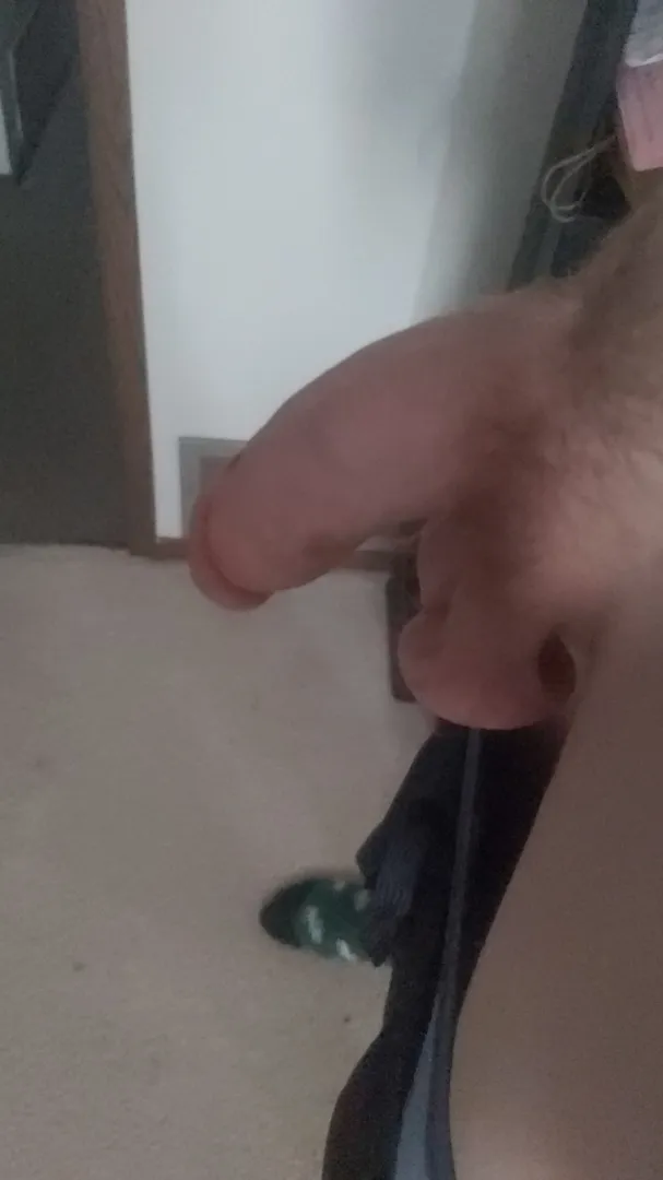 Who wants to have sex with me and use me for sex you can cum in me or on me in my mouth or anything or fuck me in the shower text me posted by Many-Ferret6870