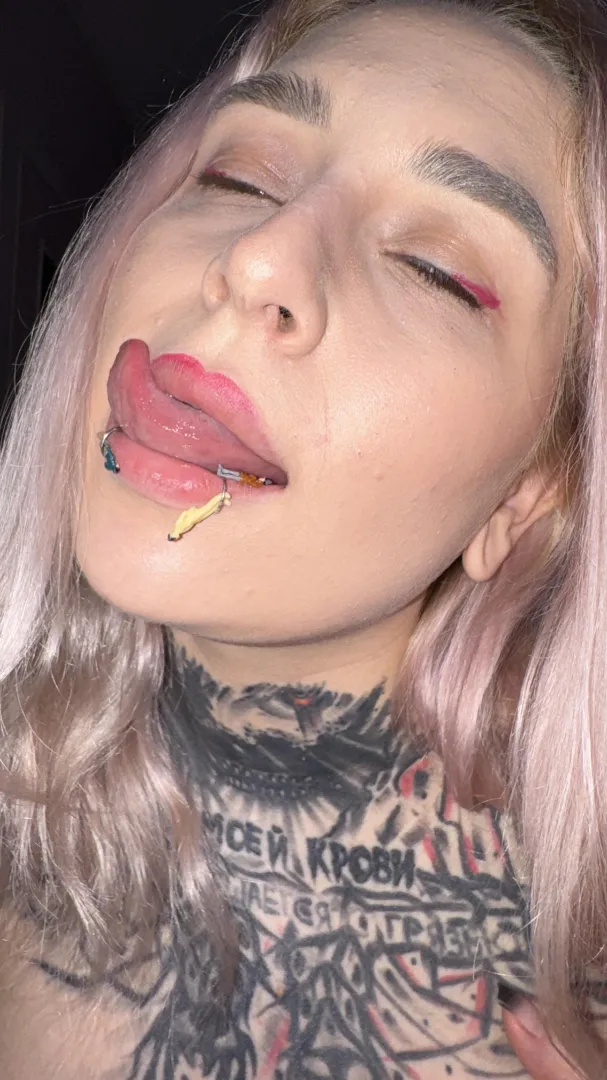 Who wants to join this party?? posted by YourFavoriteGiantess