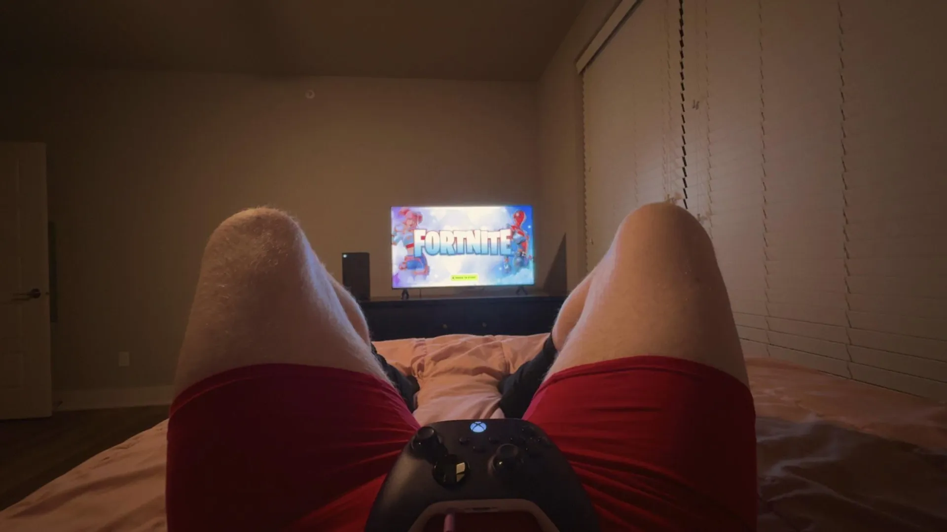 who wants to play with my joystick? posted by gorebliss