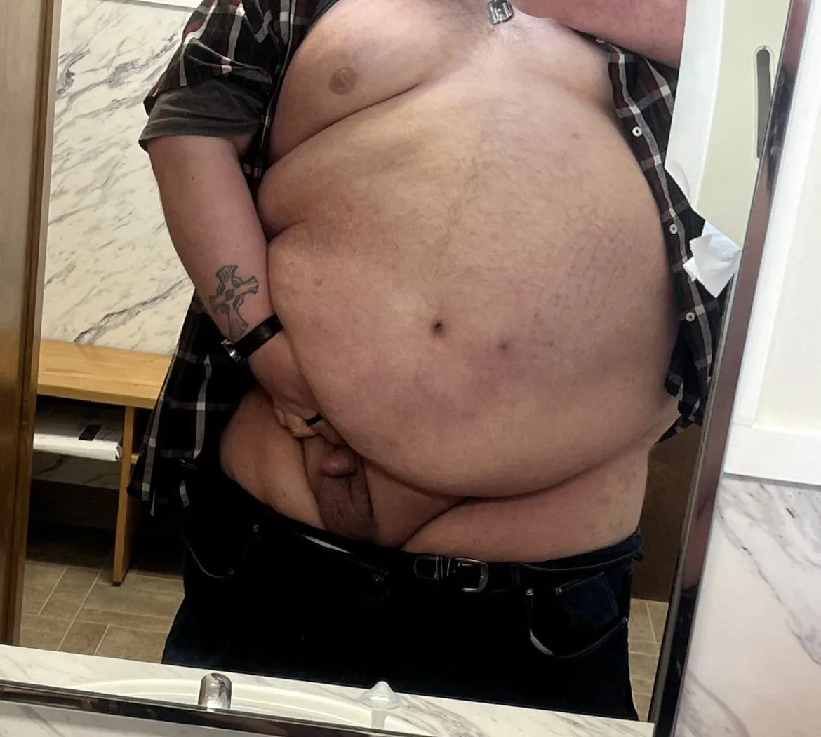 Who wants to sneak to the restroom with me?  posted by Coyote_Bongwater1995