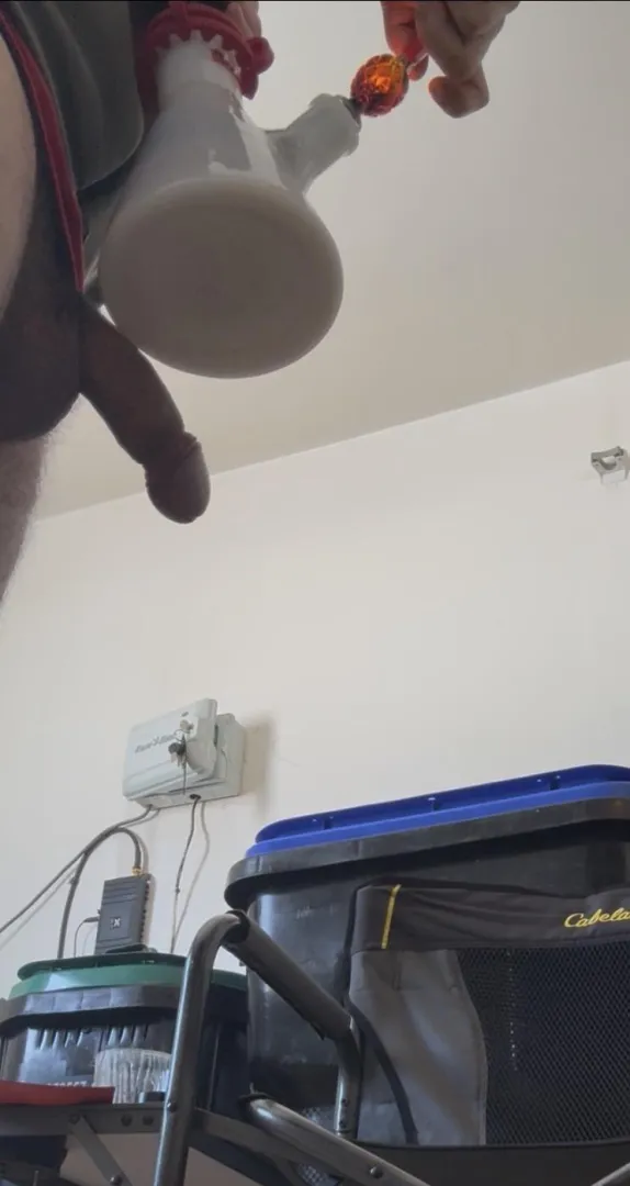 Who wants to suck my dick while I take a toke ;) posted by koolsmithm