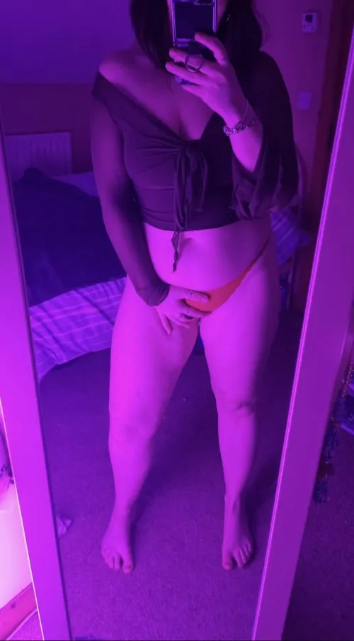 Who’s awake  by chlo_Goddess