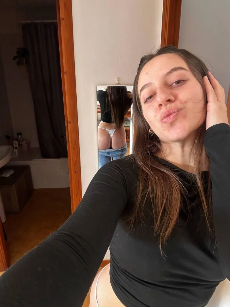 who's coming over to spank my ass, let's have fun posted by BambooNectar