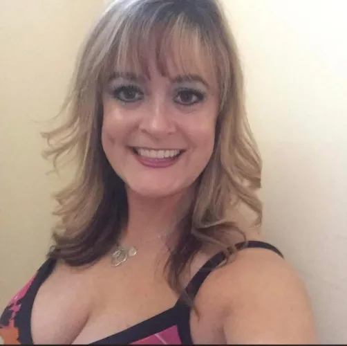 Who's dated this Lexington MILF ? by beezer064