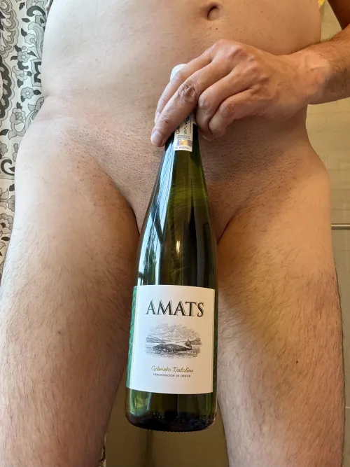 Who’s had Txakoli? I’ll share by Livingtherestaurant