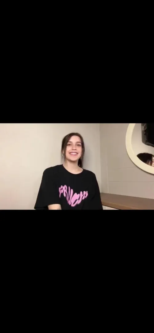 Who’s she by JPCA0402