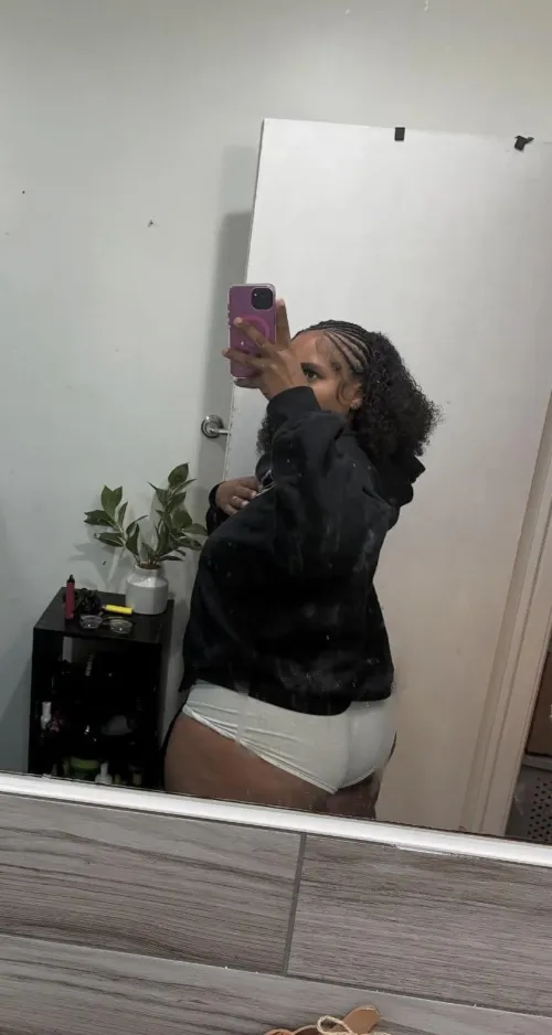 Whose hosting in htx? by ab0mbb