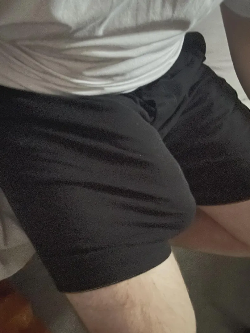 Why are womens afraid of me? posted by Economy-Bus-9036