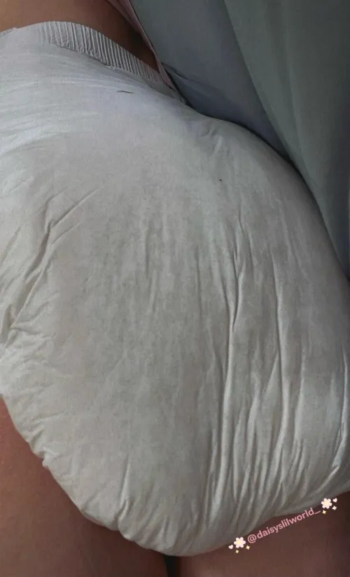 Why does my bottom feel so warm & squishy? Maybe it’s a good thing daddy keeps me in diapeys?  by daisyslilworld_