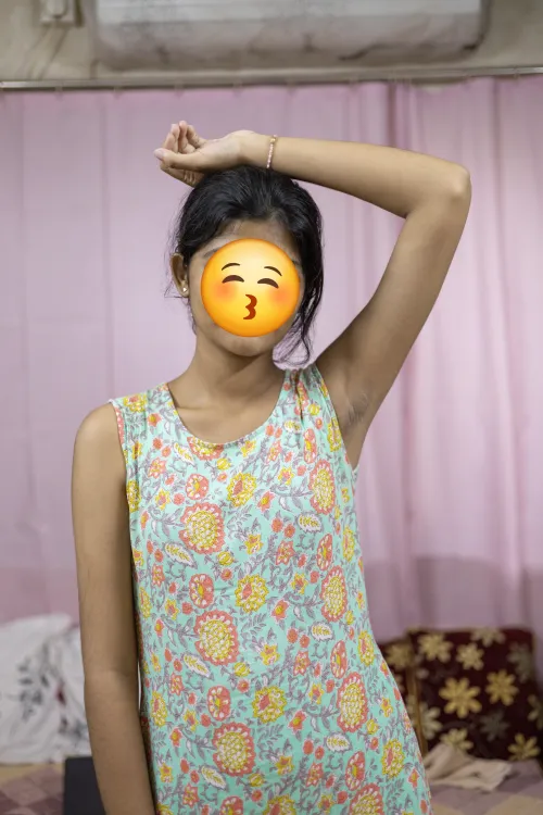 Why you want to sniff,kiss and to lick? by Exotic_Community9471