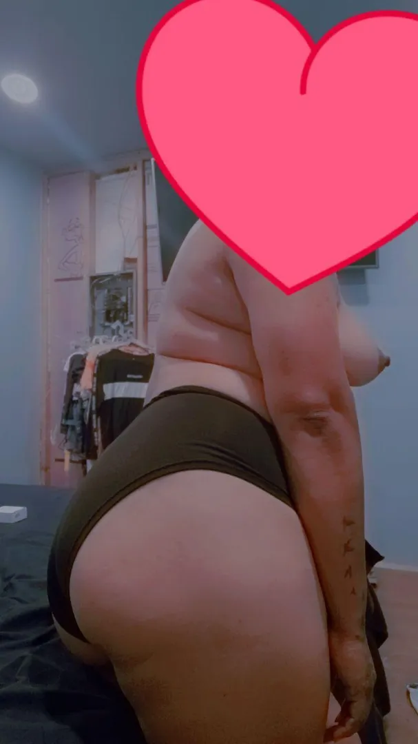 Wife looking to get gangbang tonight anyone that can host us she wants allylt least 5 guys the more the better bring condoms she a bbw 36 be at least 6 inch cock most send pic posted by Effective_Arm_6826