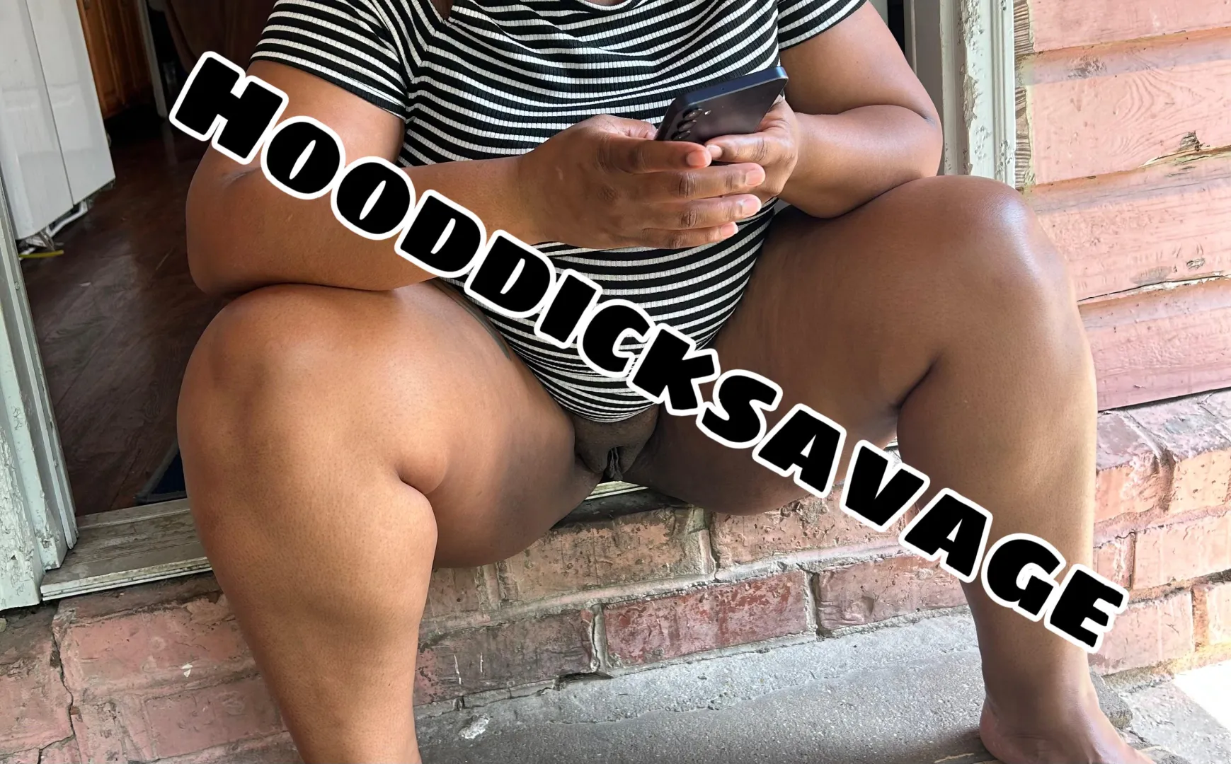 Wife sitting with no panties posted by hooddicksavage
