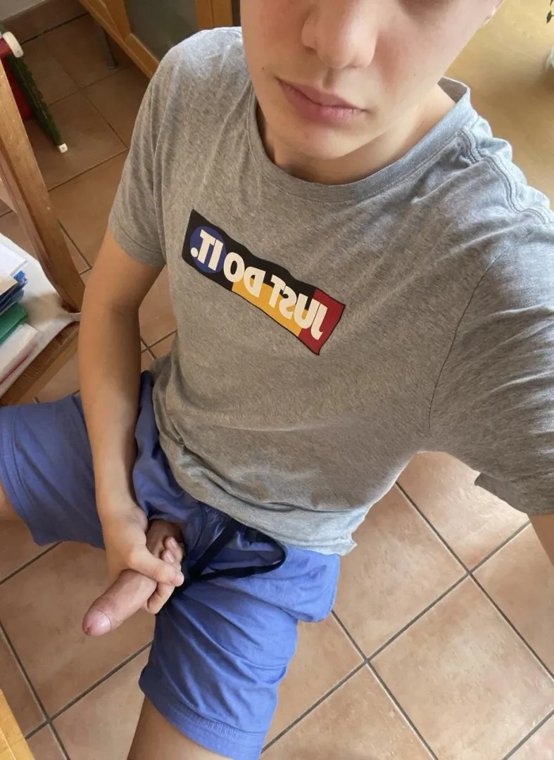 Will mir jemand einen Blasen? Alter egal posted by Careless_Ad3479