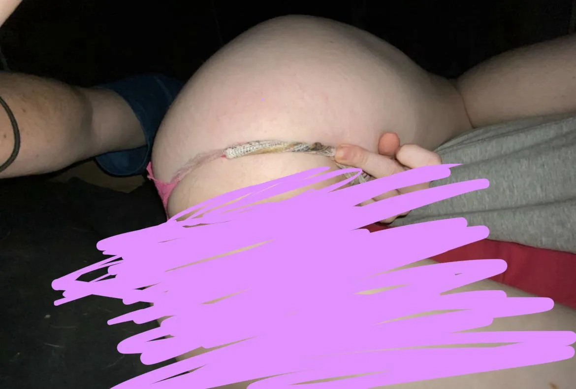 Will send pics, masturbating, or special requests vid(s) for gift cards DM if interested [f] posted by DutyOdd1973