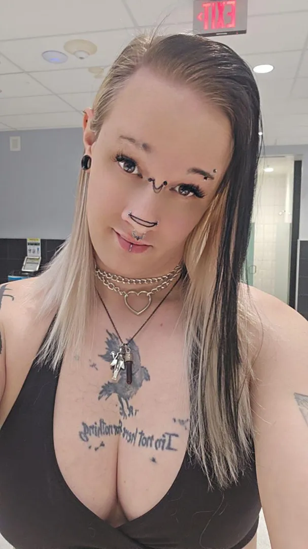 Will you date a tgirl that cums more than you? posted by elenathornetrans