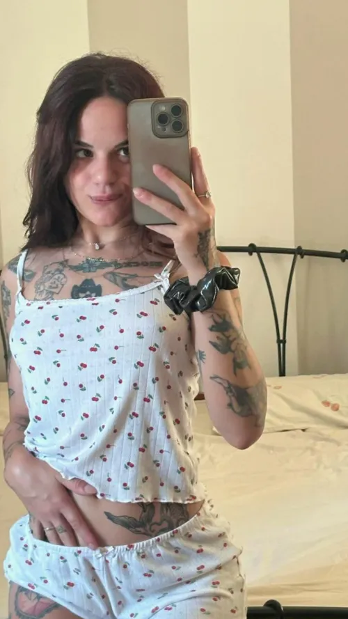 Will you finger me with your tatt hands by DramaticMia