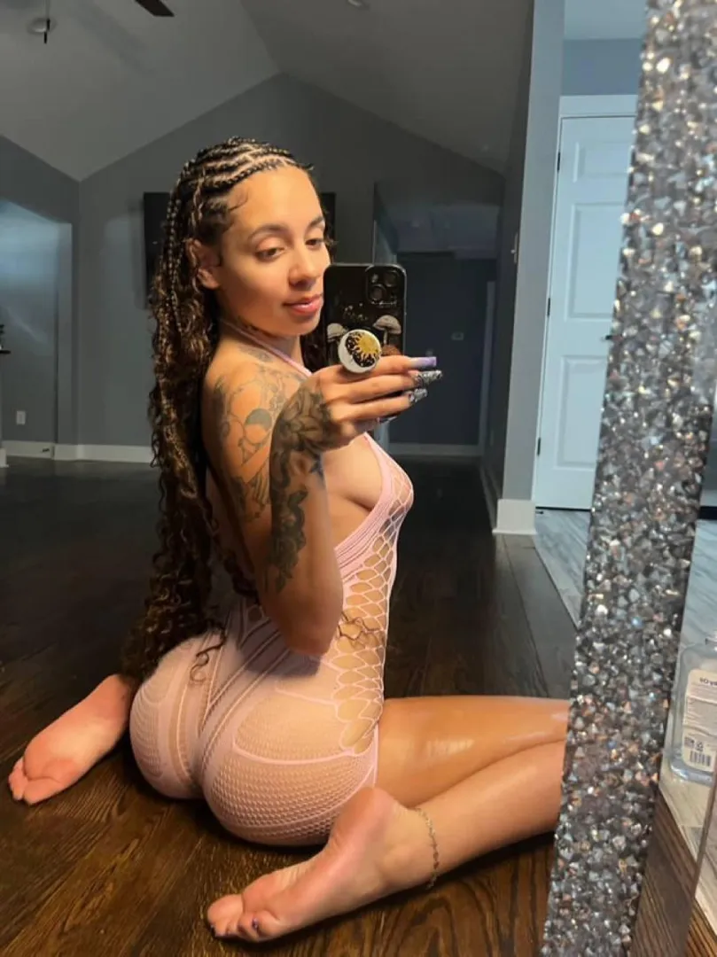 Will you fuvk me raw or nah posted by bloodyeagle55