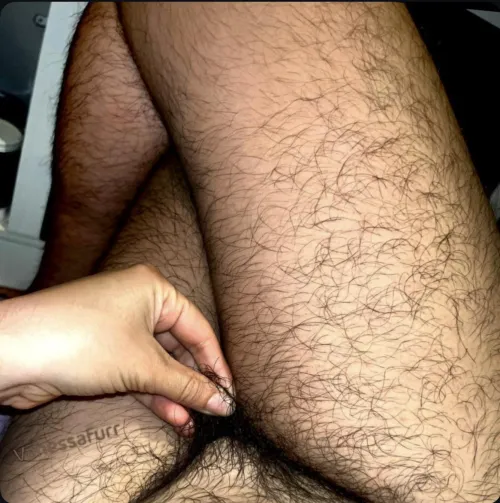 Will you lay down next to me?  by furryferocious