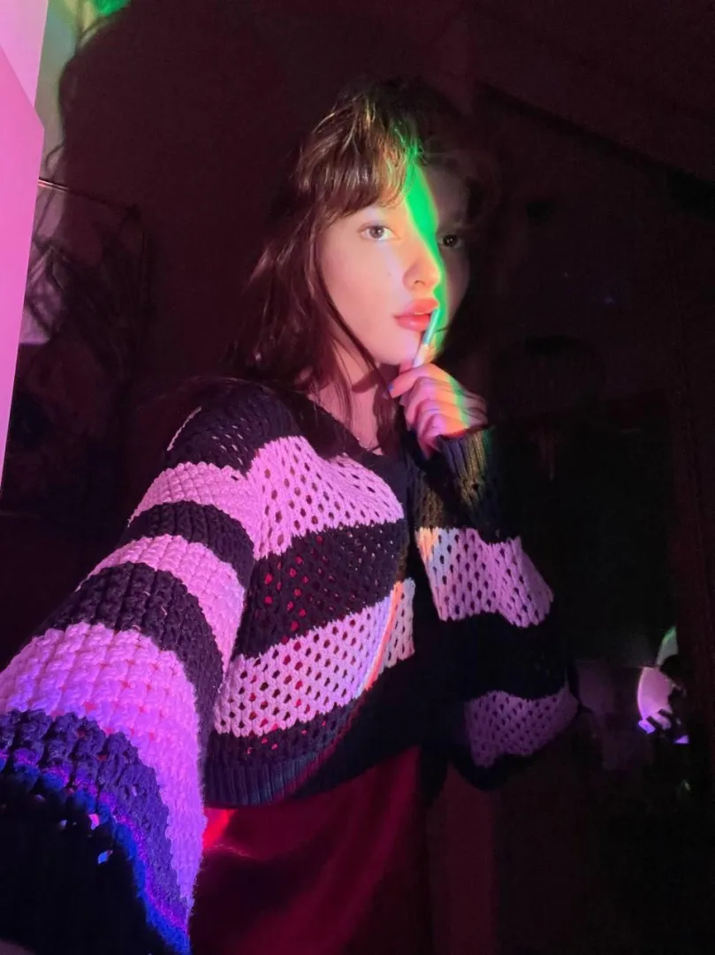 winding down with a cigarette after sketching all day posted by duskribbon