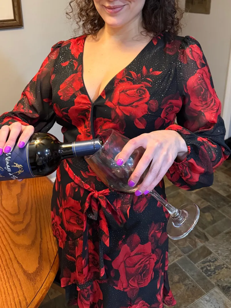 Wine, dine, 69 a horny housewife  posted by BabygirlLuneStar