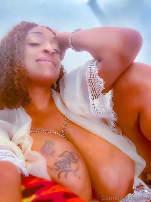 Wish her a happy new year... by qash6