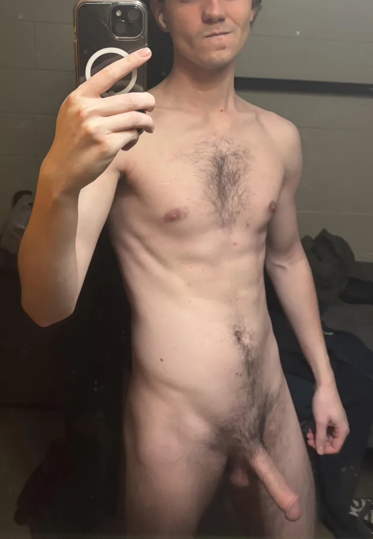 Wish someone was using my cock posted by Sweepingwin