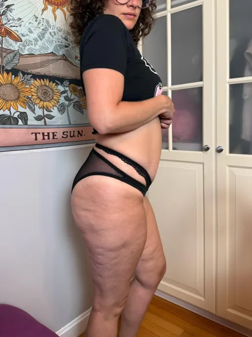 Wish your cum was dripping down my housewife thighs by BabygirlLuneStar