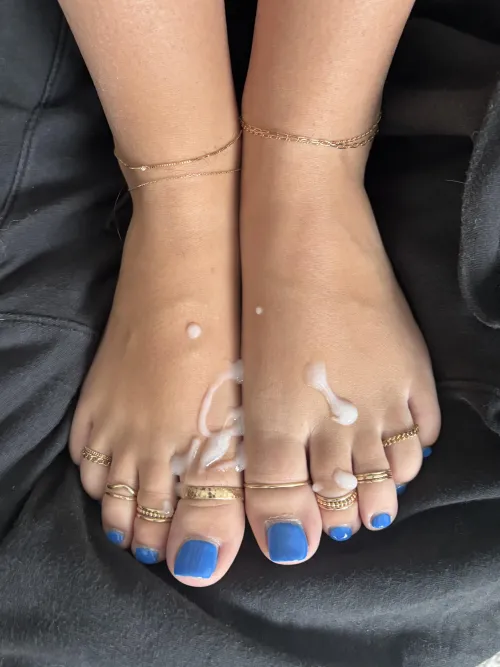 Wishing they could be covered in more  by majestictoezz