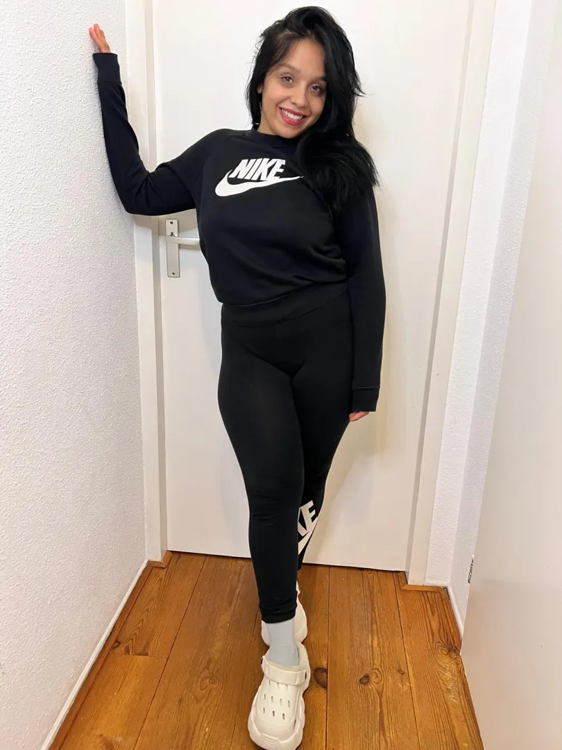 With only 25 ys old, wife too soon, is that a problem? posted by Galadriel69_