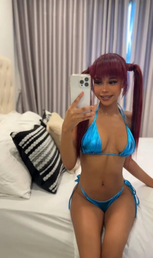 Wld u make me ur very first black girl to claim? posted by WaffleThiccness