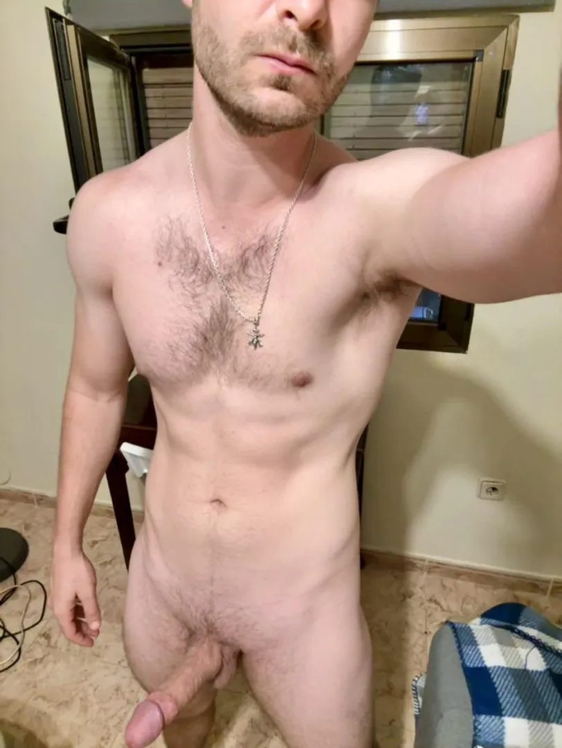 Woke up hangover and wearing invisible pijamas posted by ApolloAstuto