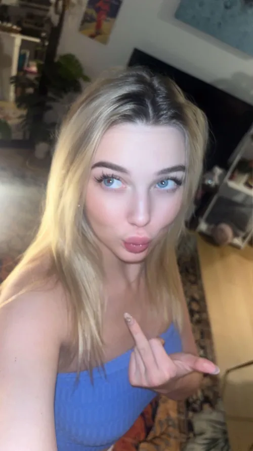 Woopsie by Blondiebaebii66