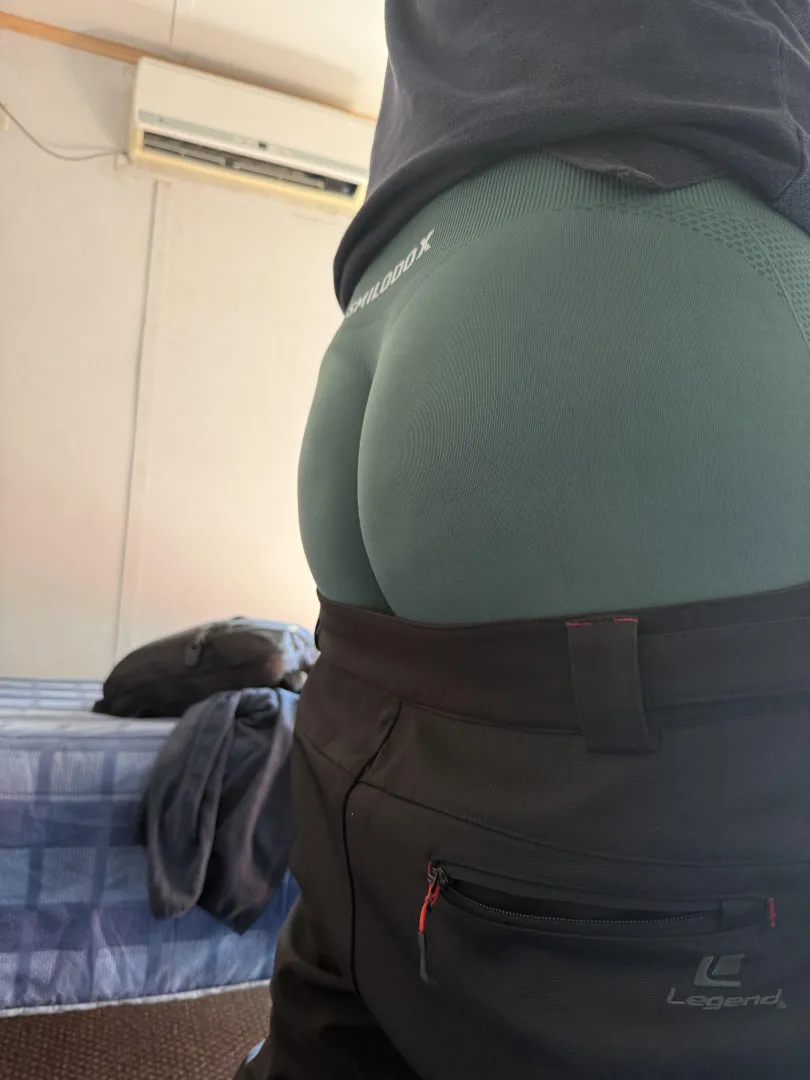 Work leggings  posted by Mark_Mikhail