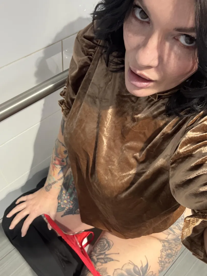 Work tickle posted by smilewithme75