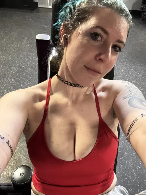 Workin up a sweat by sirenskiss3