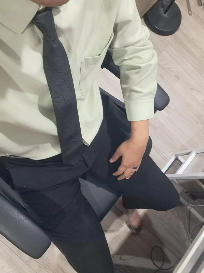 Working.. and thinking about you~ posted by KaiTheCuteSub