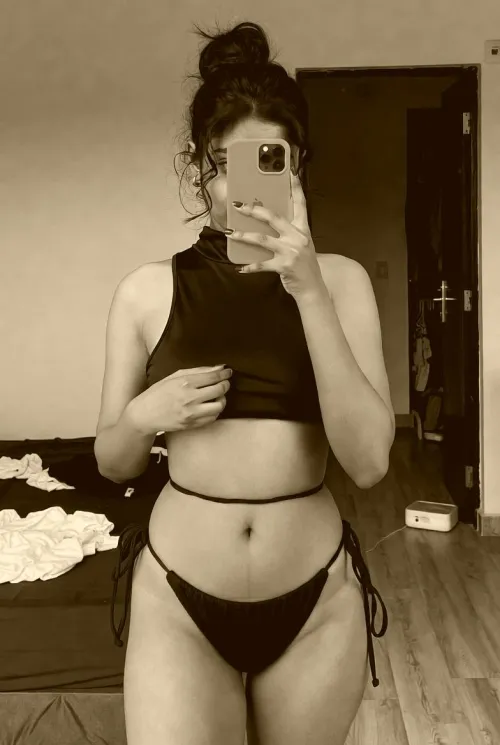 Workout to look sluttt! by goatheadphones