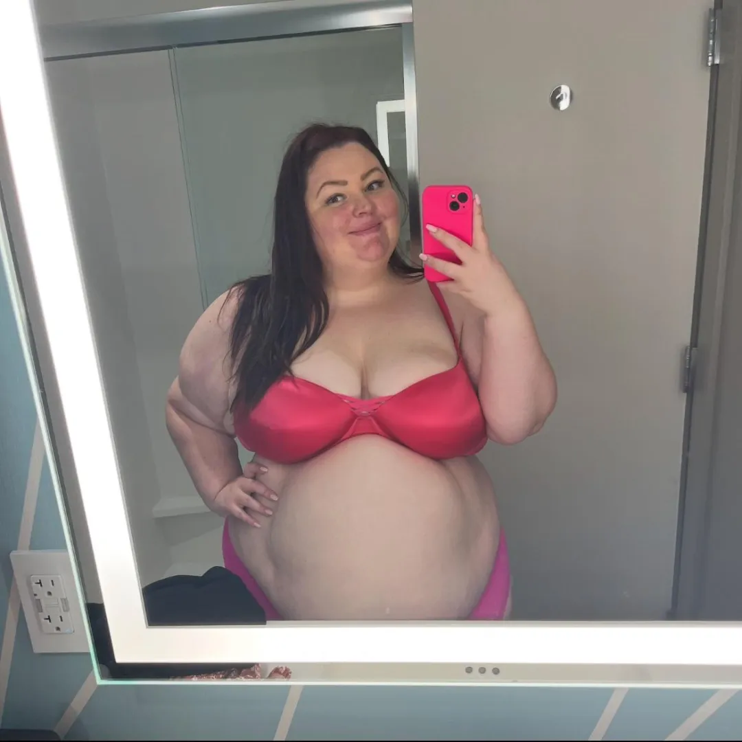 Would I be the biggest girl you’ve fucked?  posted by CurvyGoddess333