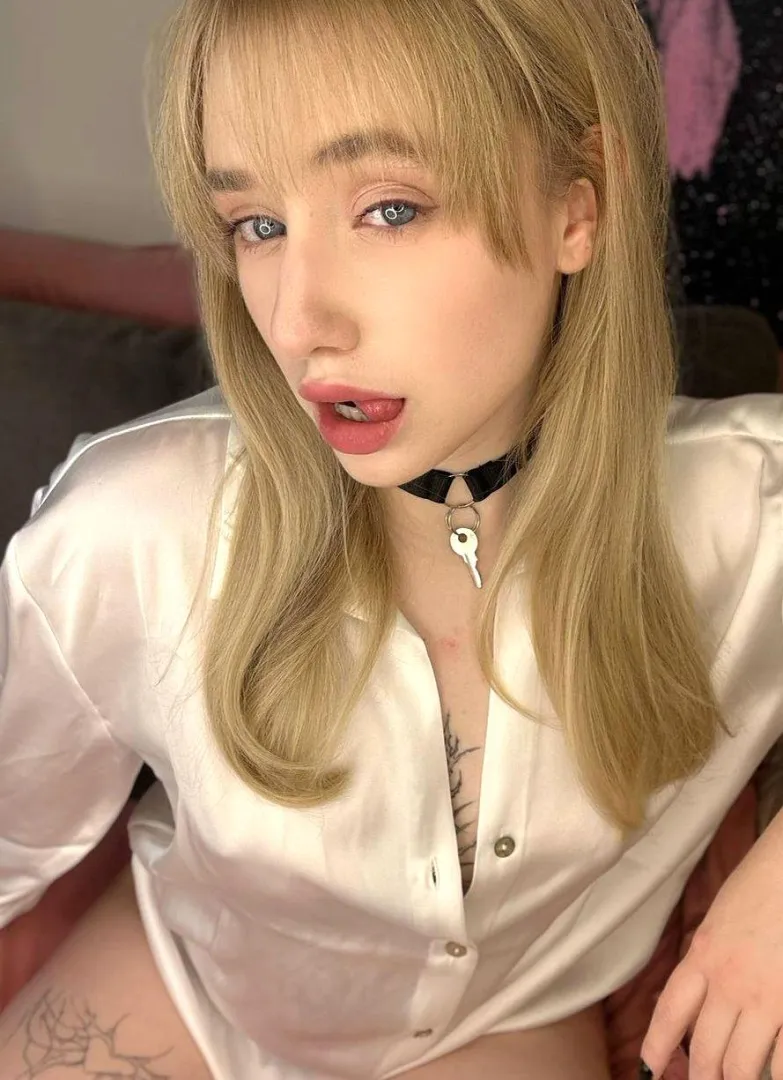 Would u be my personal sub knowing you'll be caged, cucked, and humiliated? posted by WhimsySugar