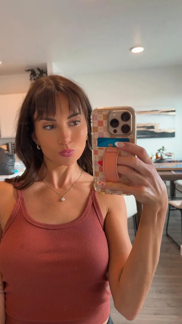 would u jerk off to my nudes if I sent u some? be honest posted by cutiebunnymoore