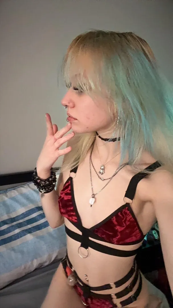 would yall go down on me ? posted by simplyobsessedwher