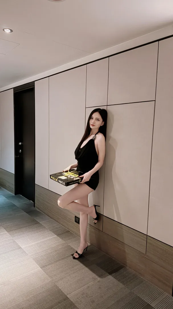 Would you ask me for a slice or fumble? posted by marinaandreevaj64m8