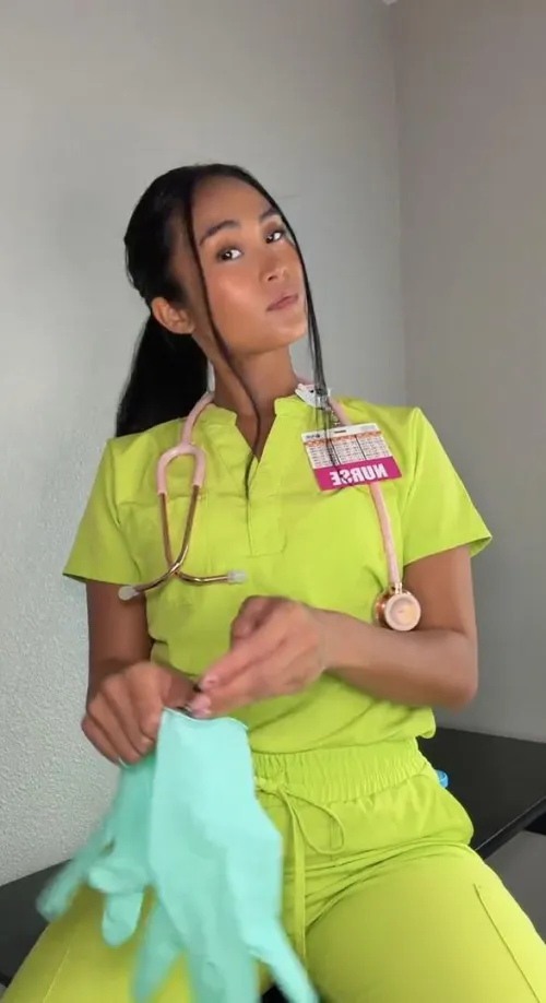 Would you bang me at work if I told you I’m horny? by nursesunshinexo