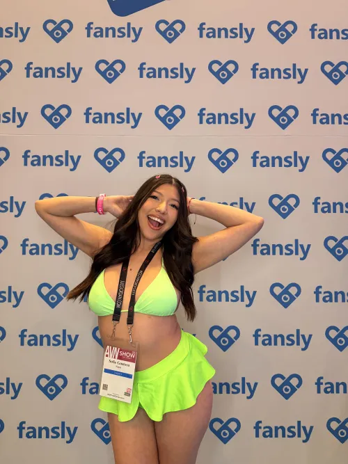 Would you come say hi to me at avn by thewhiteleopard