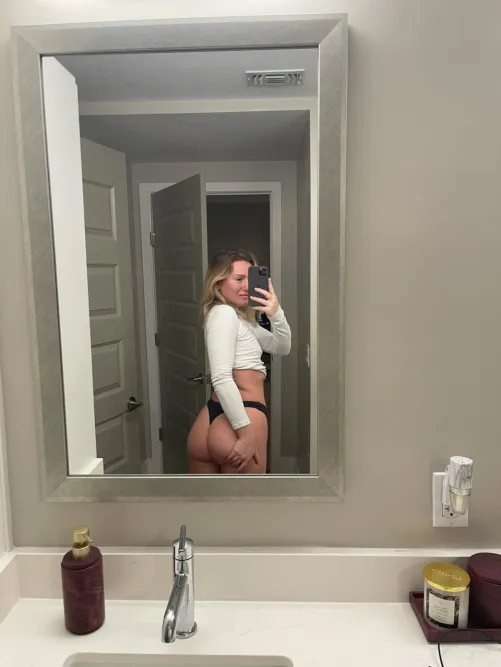 would you consider me breedable for a KY girl? by PrincessStellaaa