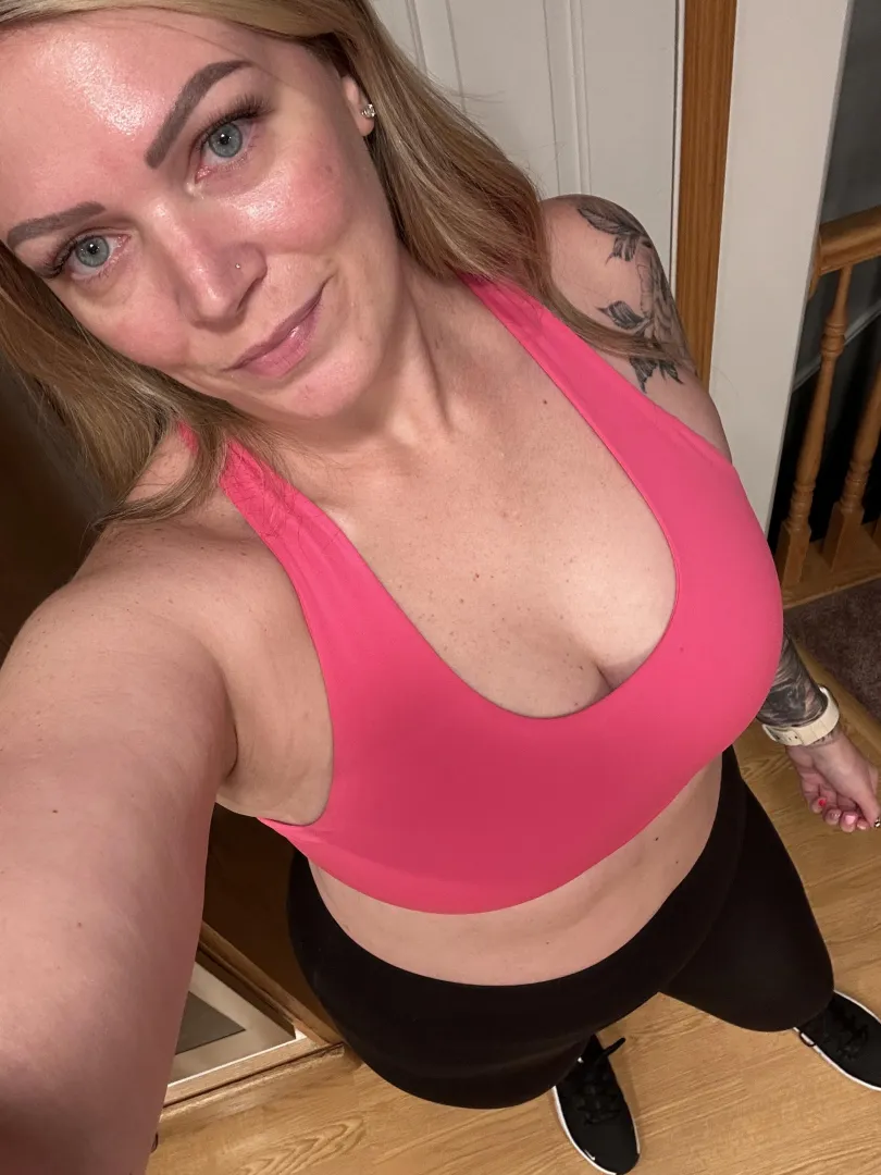 Would you cum deep inside of me? posted by haleyonlyxo