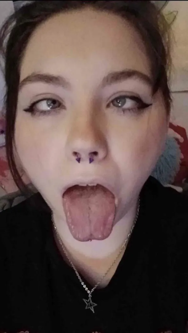 Would you cum on my face posted by WhatDoI_WantToDo