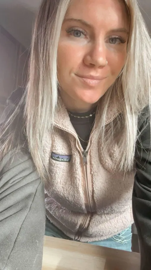 Would you dare explore my body? by SweetEchloXO